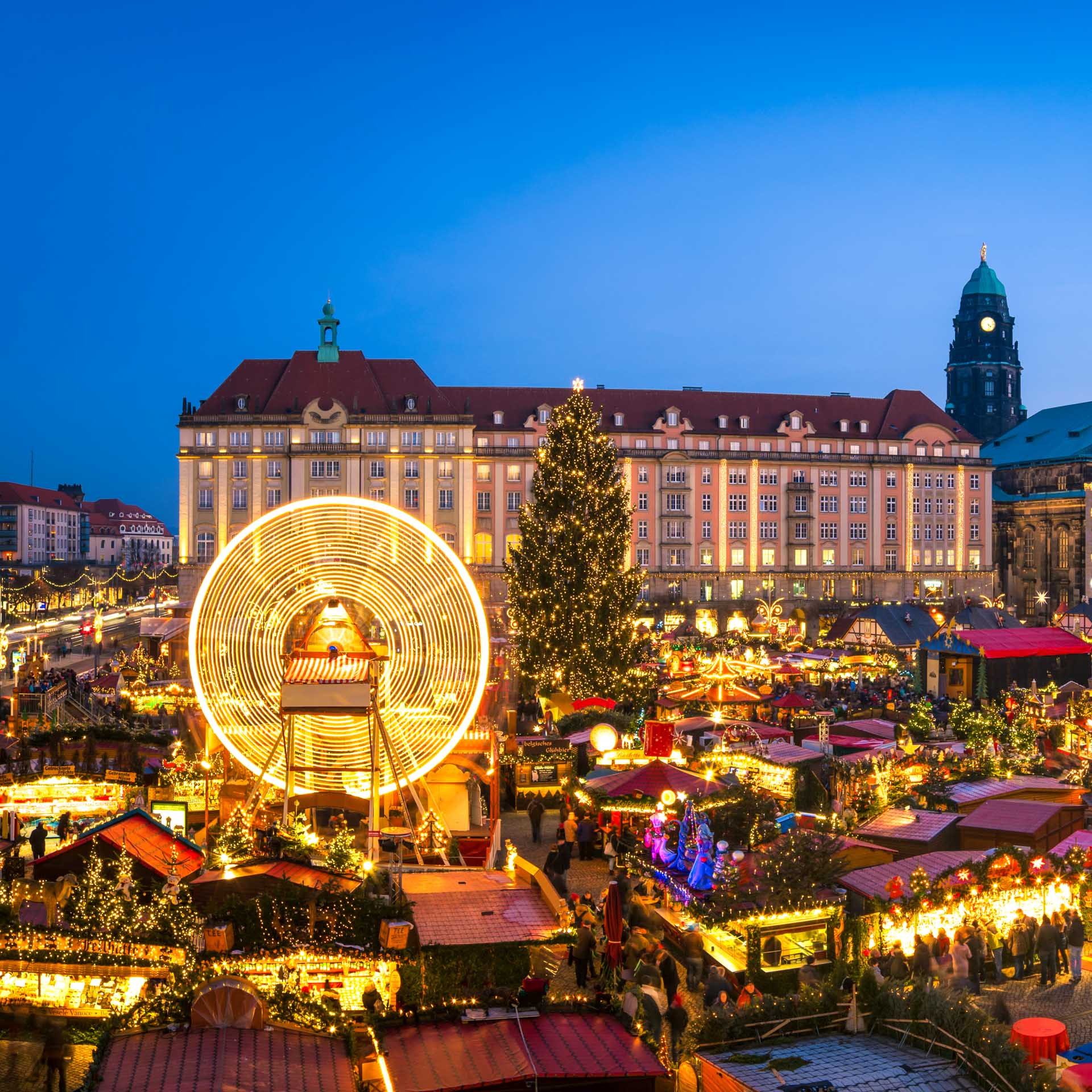 Spaziergang über den Dresdner Striezelmarkt: Lohnt es sich?