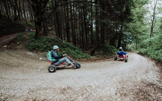 Mountaincart fahren im Chiemgau: Mit Vollgas bergab