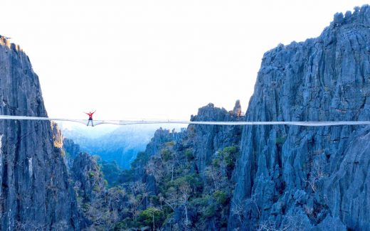Spider Web Bridge in Laos: Nervenkitzel im Kletterpark