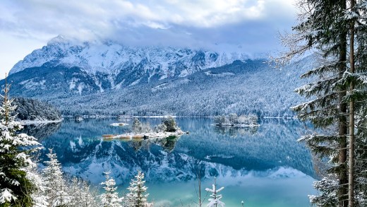 Winterwanderung um den Eibsee: Wie aus dem Bilderbuch