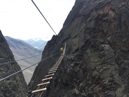 Jegihorn-Klettersteig: Adrenalin pur in den Walliser Alpen