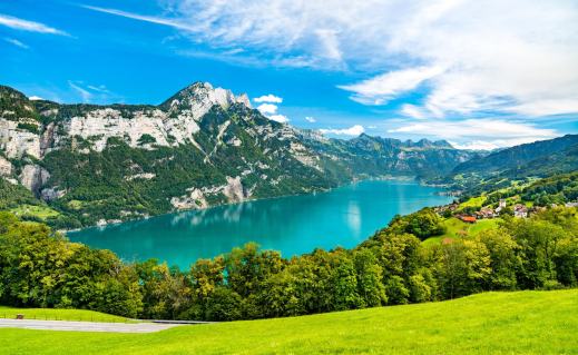 Walensee: Traumhafte Wanderung am „Fjord“ der Schweiz