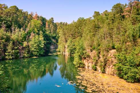 Dietesheimer Steinbrüche in Mühlheim: Idyllische Seen