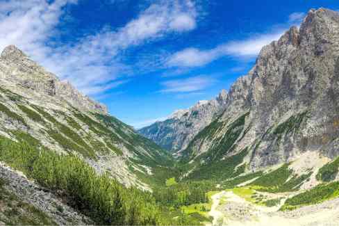 Zugspitze: Traumhafte Gipfel-Wanderung via Reintal