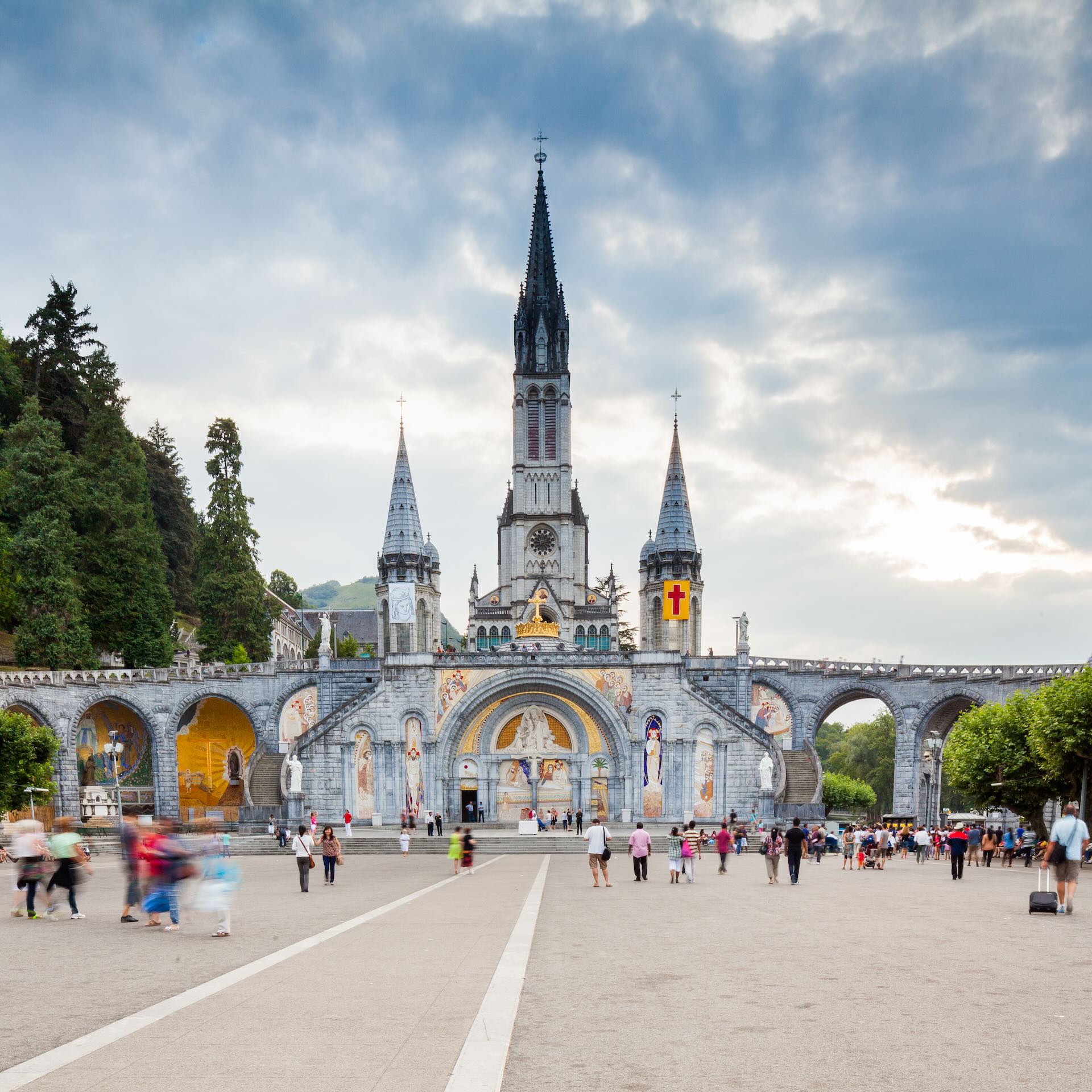 Lourdes: Bedeutendster Wallfahrtsort in Frankreich