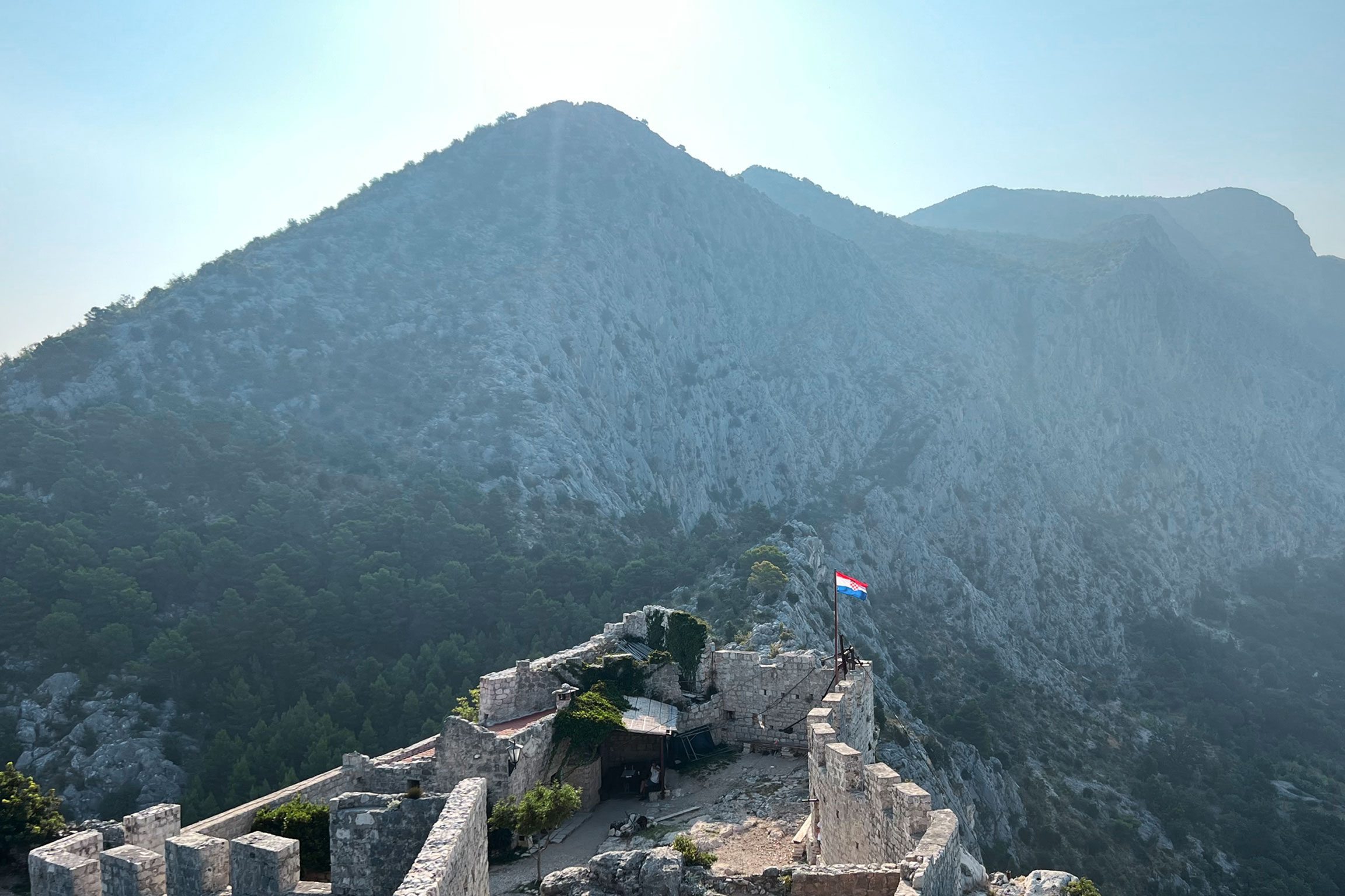 Festung-Stari-Grad,-Klettersteig-Omiš,-Kroatien – HOME of TRAVEL