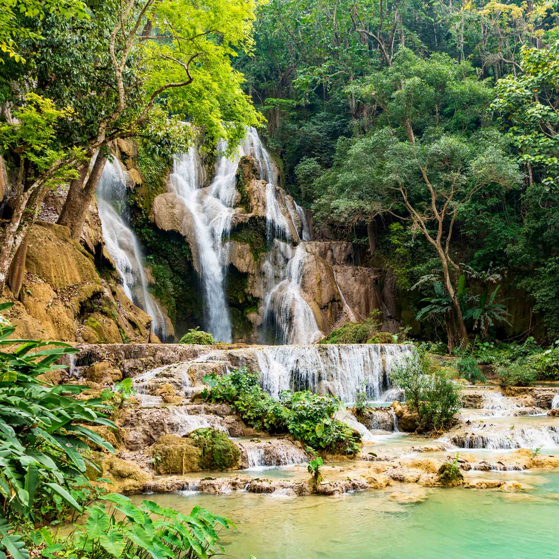 Kuang Si Wasserfall in Laos: Schöner ist es nur im Himmel