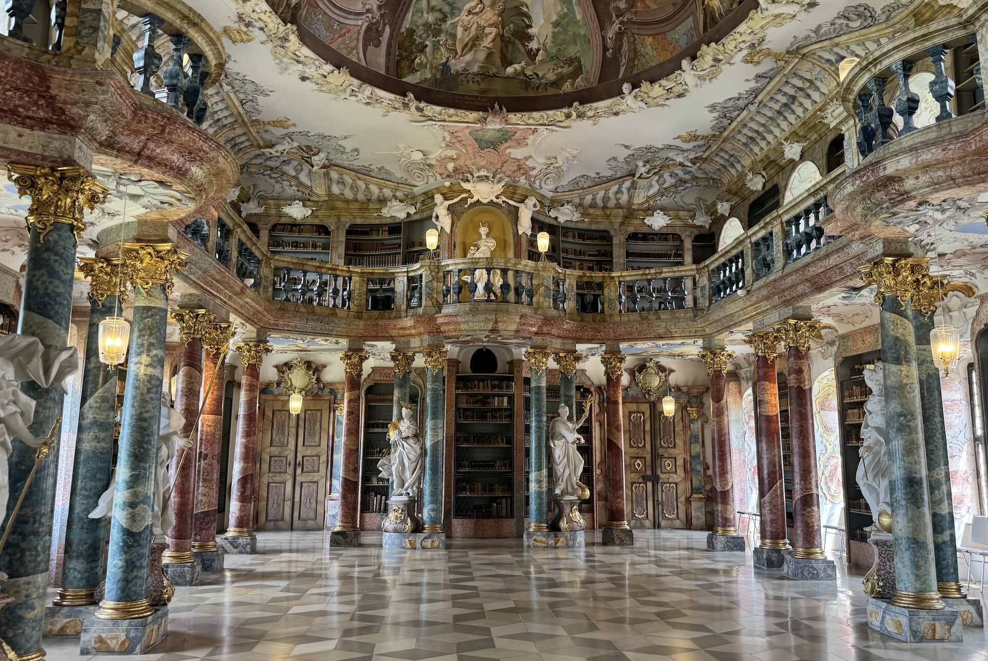 Kloster Wiblingen, Baden-Württemberg, Deutschland – HOME of TRAVEL