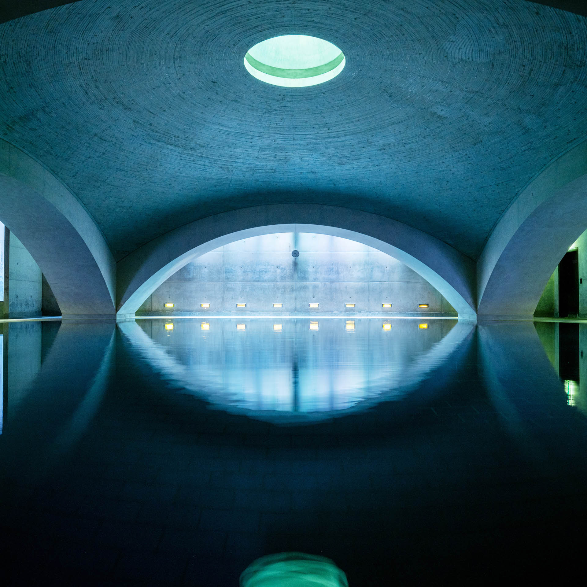 Liquidrom Berlin: Club-Feeling im Salzwasser