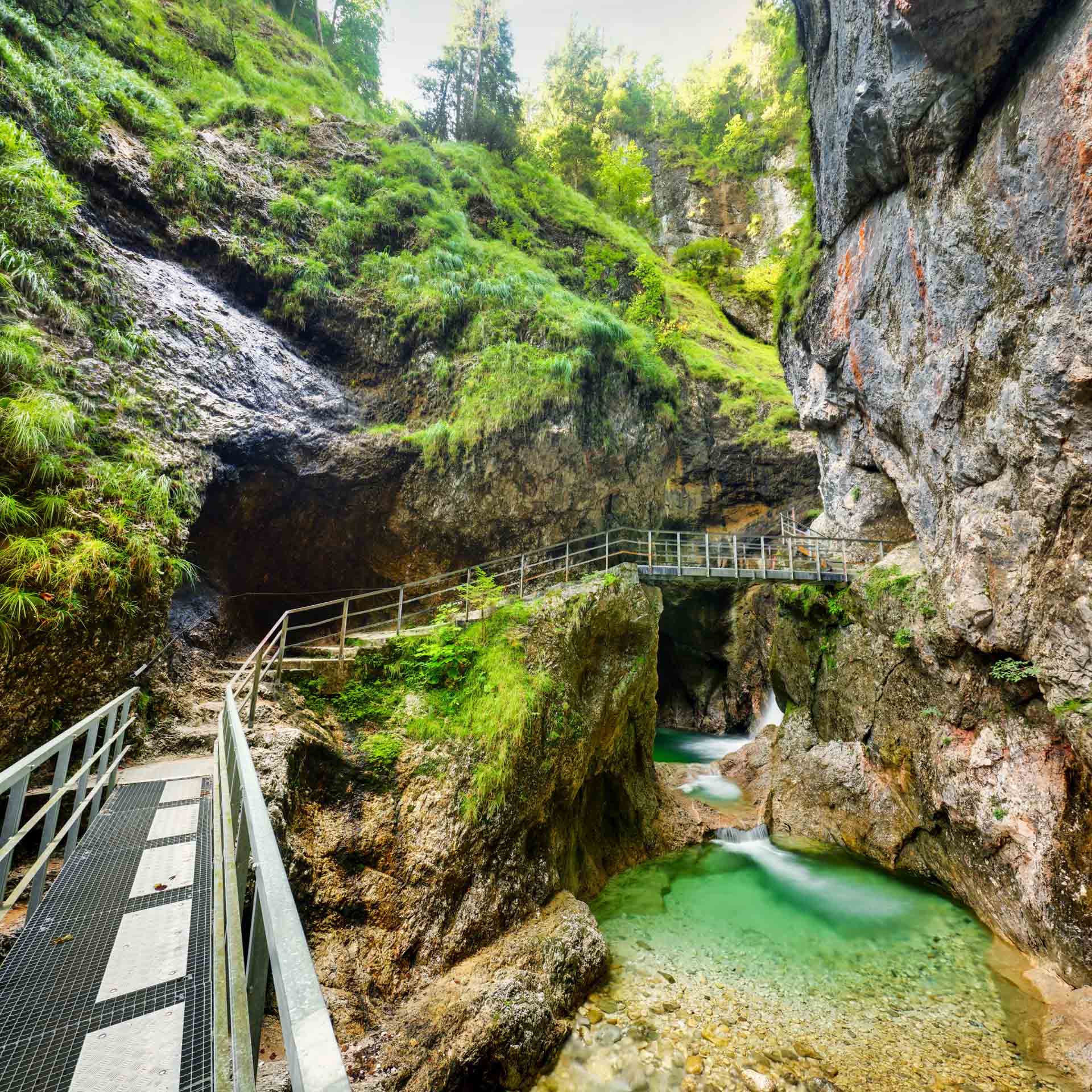Almbachklamm: Magische Schlucht bei Berchtesgaden