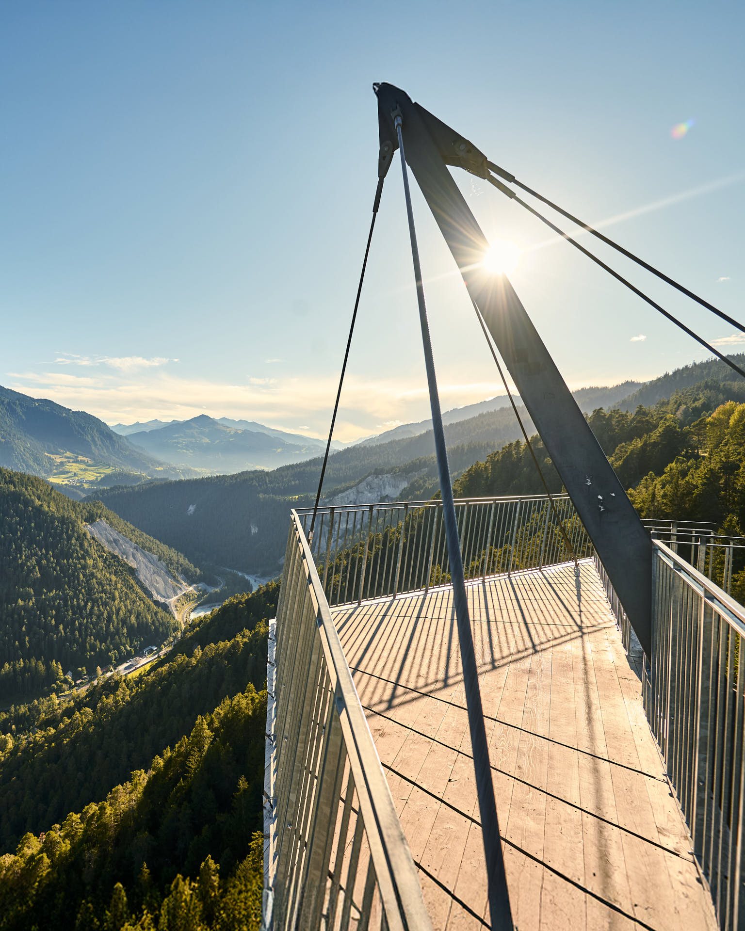 Il Spir: Kurze Wanderung zur Top-Aussicht auf die Rheinschlucht
