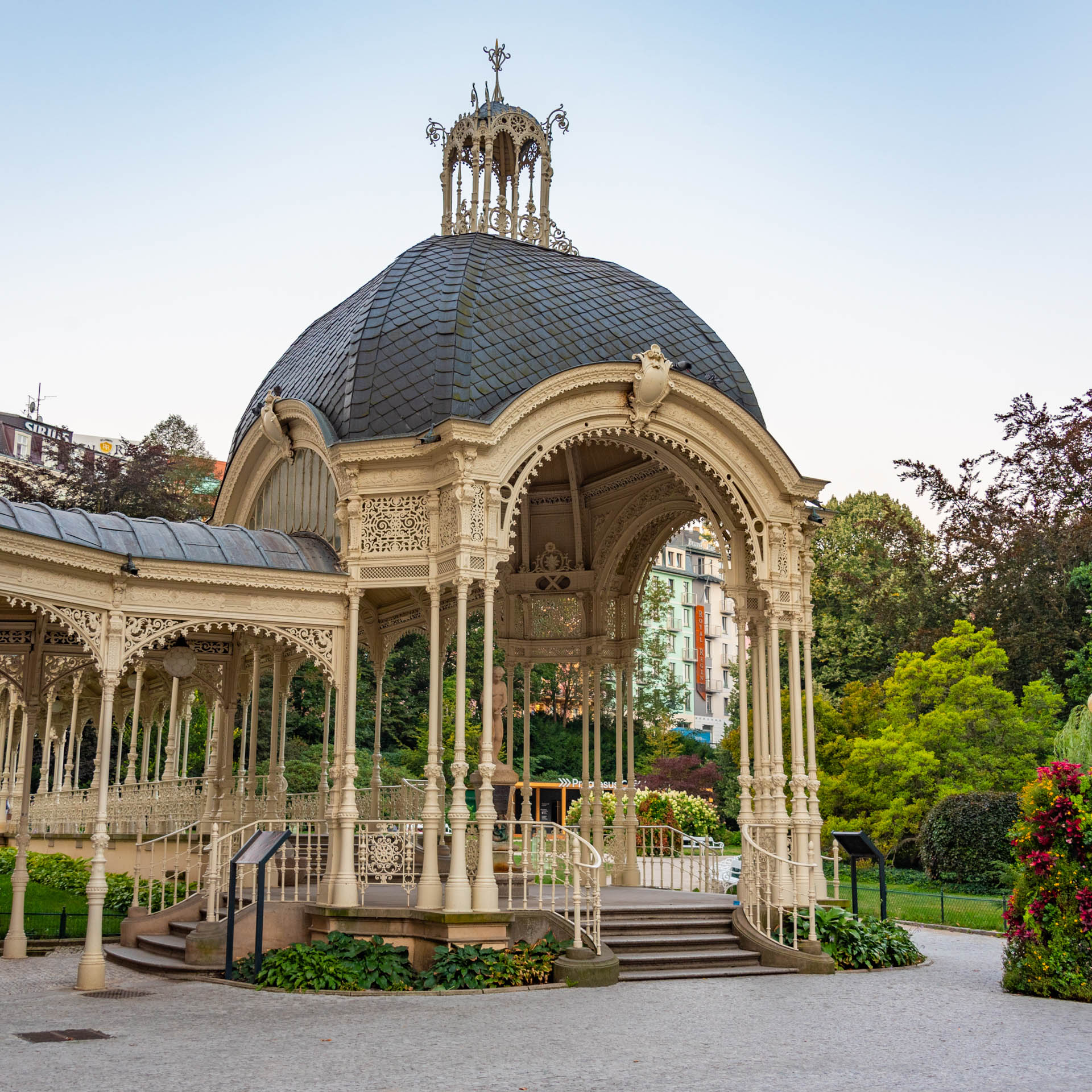 Die 11 besten Sehenswürdigkeiten in Karlsbad