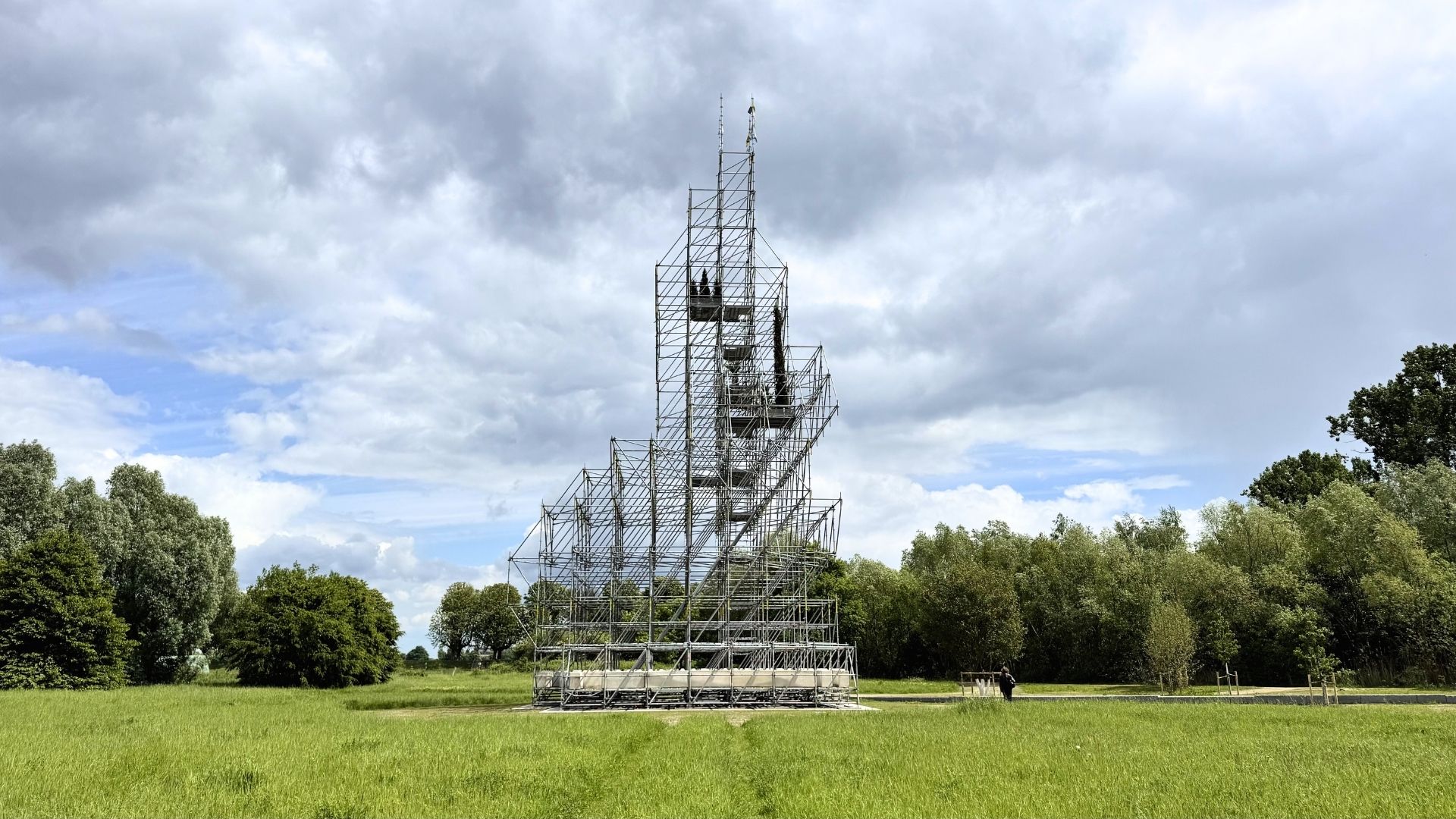 Landesgartenschau Neuss: Spektakuläres Gerüst-Kunstwerk