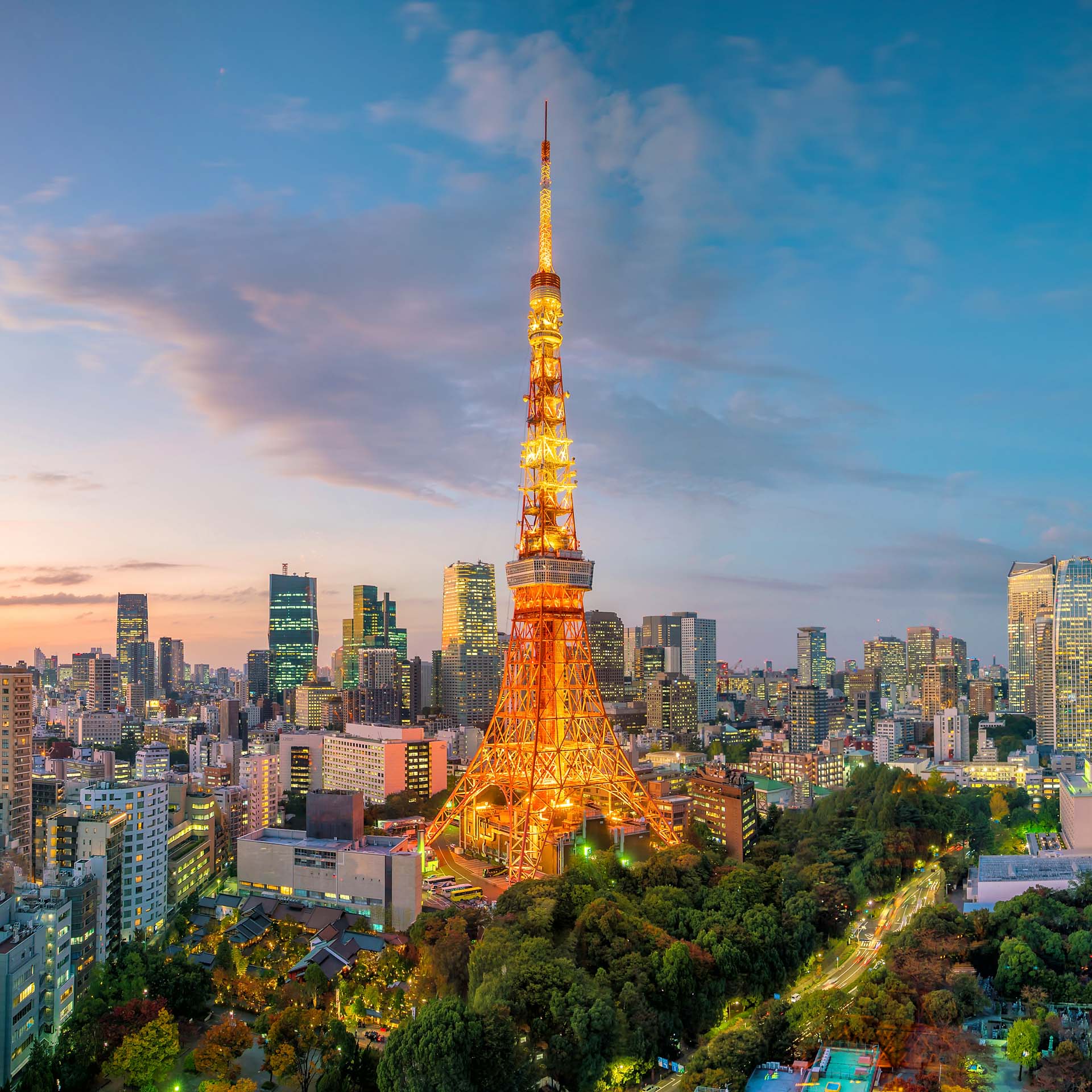 Tokyo Tower: Ikonisches Wahrzeichen der Metropole
